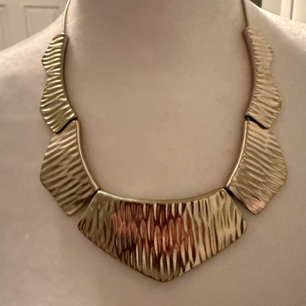 Chic Gold and Bronze Textured Necklace